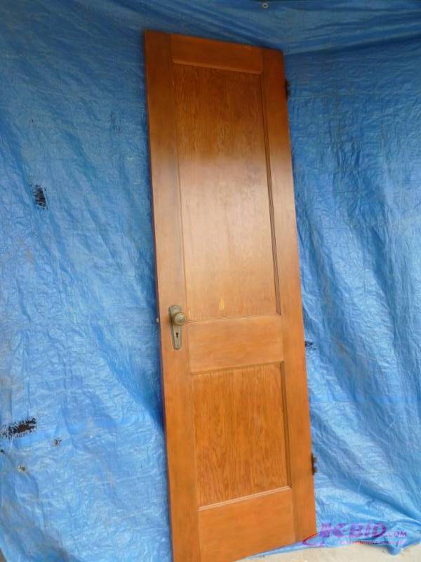 lot 175 image: Vintage Door