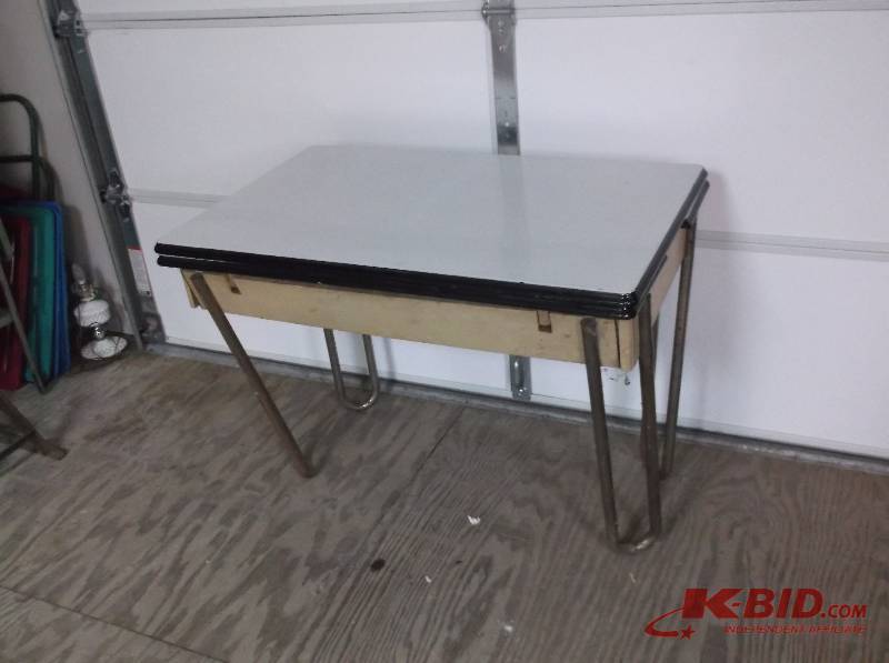 Enamel top table