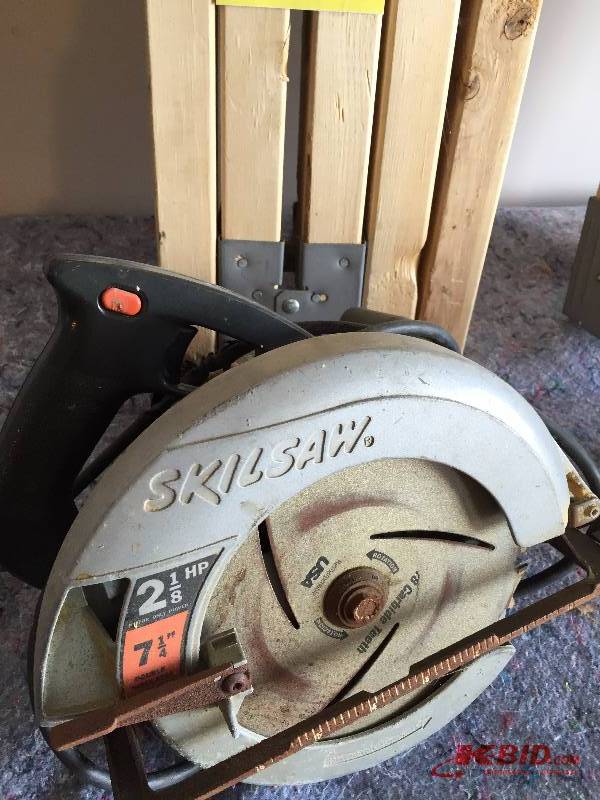 SKIL SAW