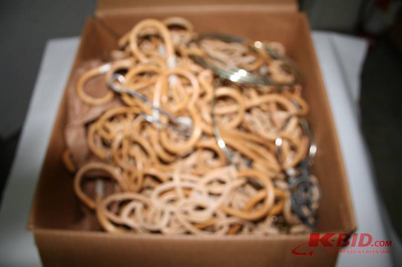 Miscellaneous Hanging devices