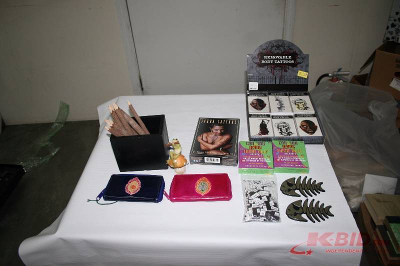Miscellaneous lot- temporary tattoos, leather wallets, trivia cards