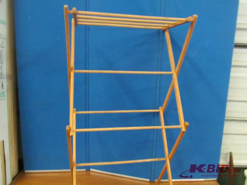 lot 6 image: Drying rack