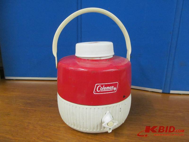 lot 8 image: Cooler