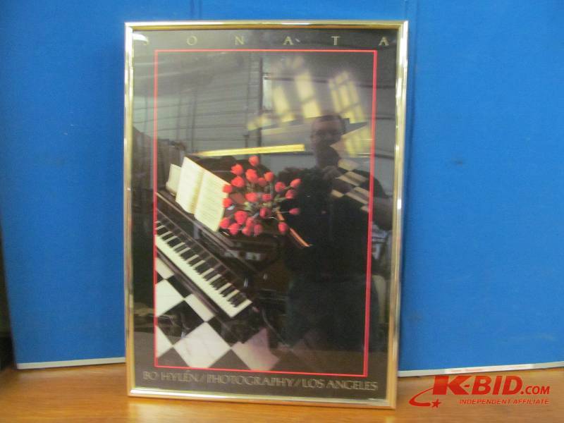 lot 23 image: Dcor