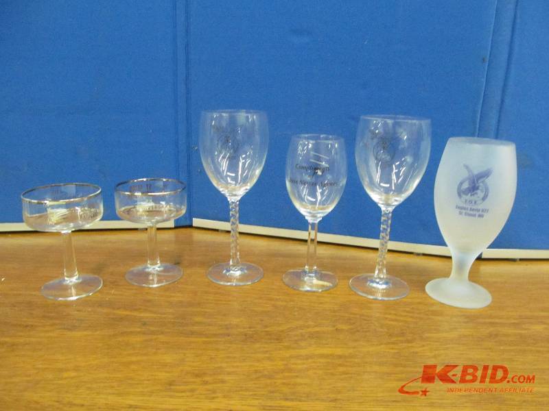 lot 87 image: Glasses