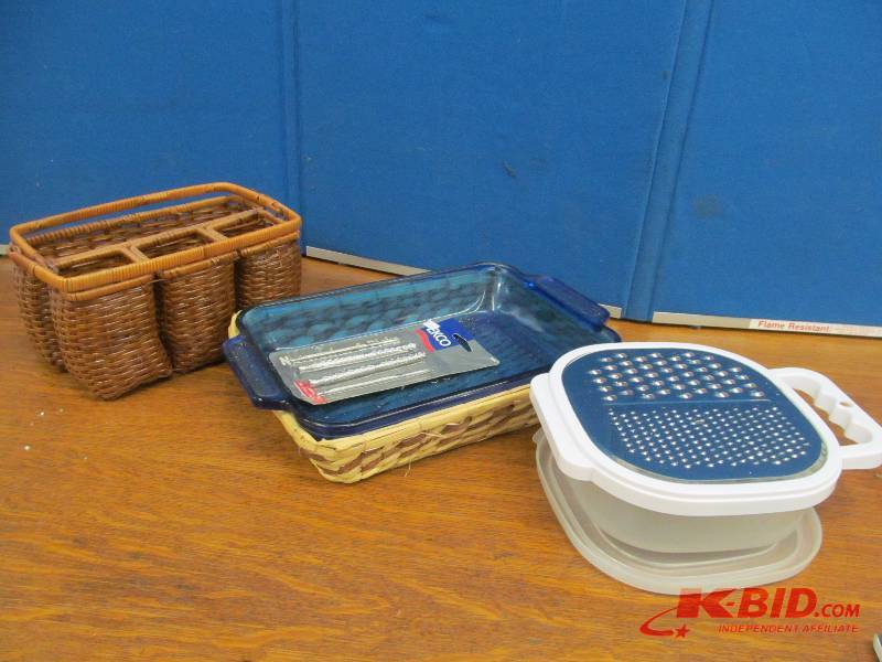 lot 93 image: Kitchen Supplies