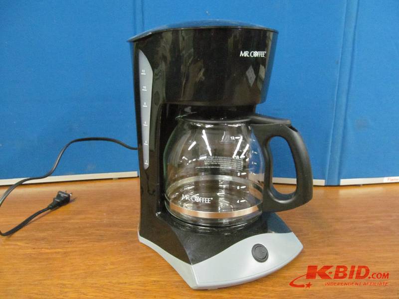 lot 5 image: Coffee Maker