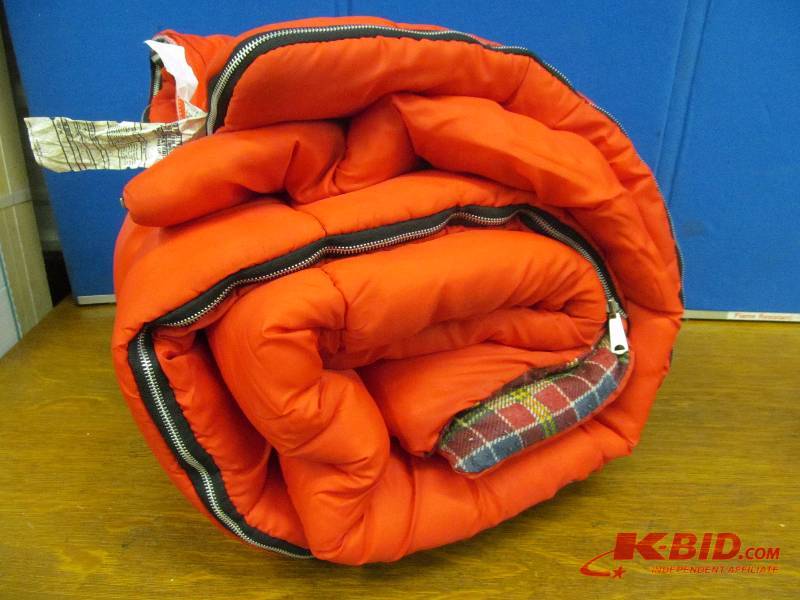 lot 106 image: Sleeping Bag