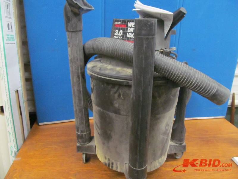 lot 123 image: Wetdry vac