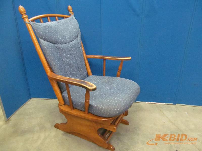 lot 131 image: Chair