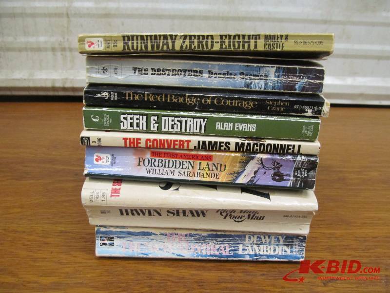 lot 137 image: Paperbacks