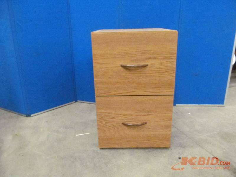 lot 140 image: Filing Cabinet