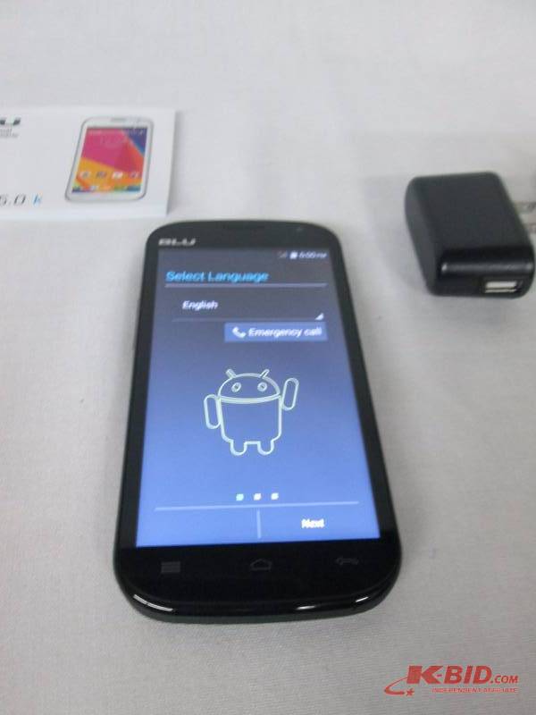 lot 14 image: BLU Studio 5.5 Android Smartphone - Blue