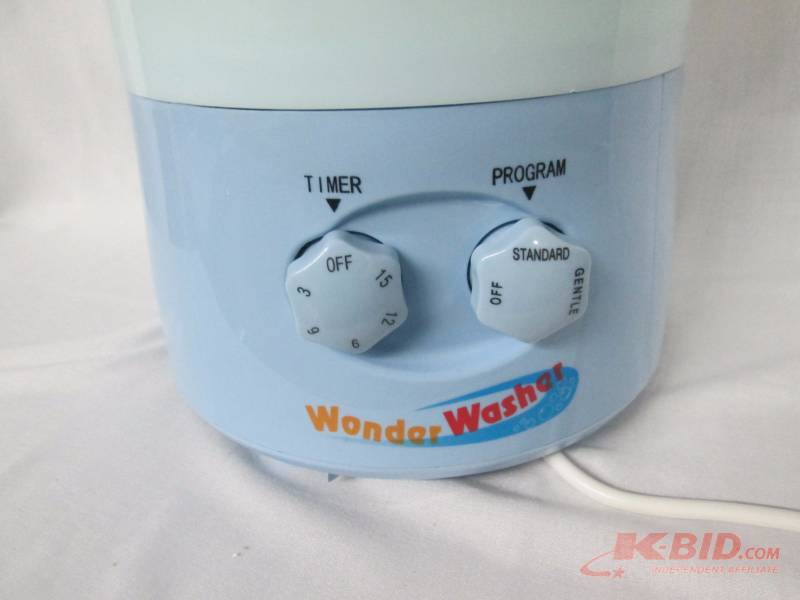 lot 40 image: Wonder Washer