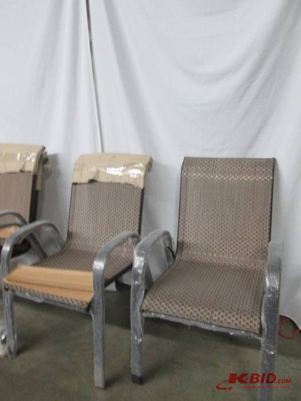 lot 4 image: Alcove Savannah 4-pk. Patio Chairs