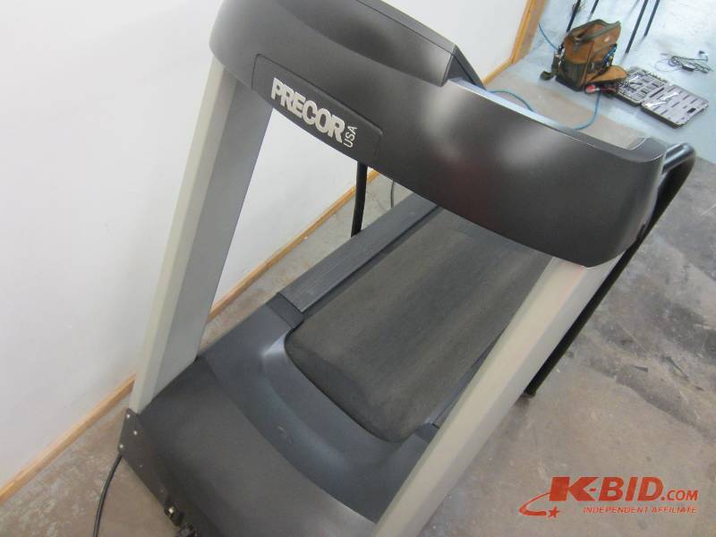 lot 18 image: Precor C954 Treadmill