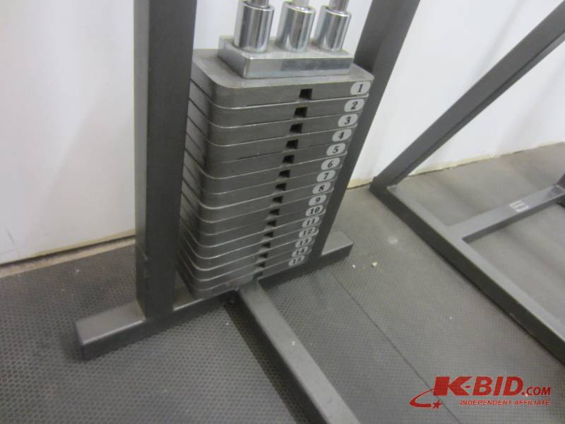 lot 31 image: Ab Cruch Machine 150 Pound weight Stack