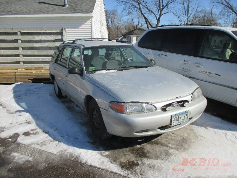 1999 Escort