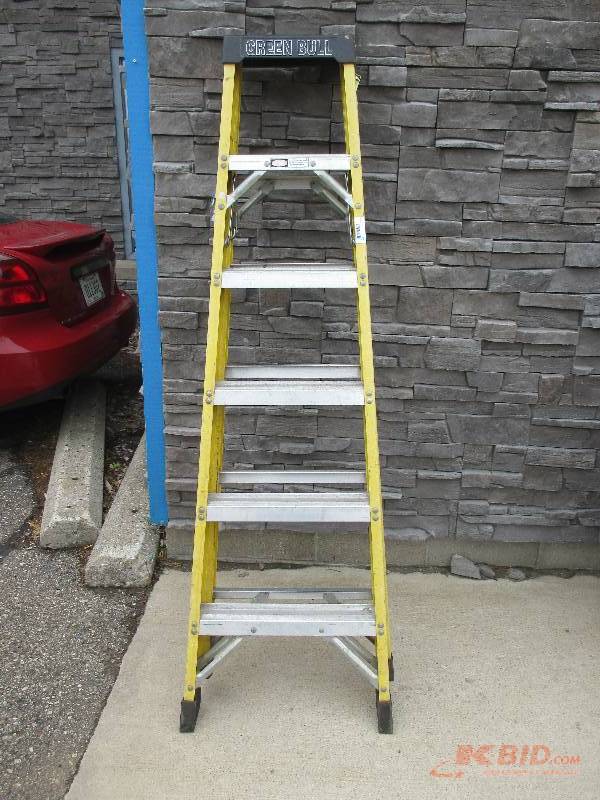 Green Bull Ladder