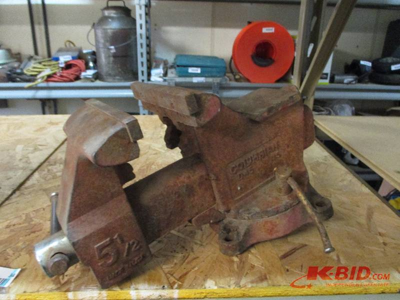 5 12 Vise