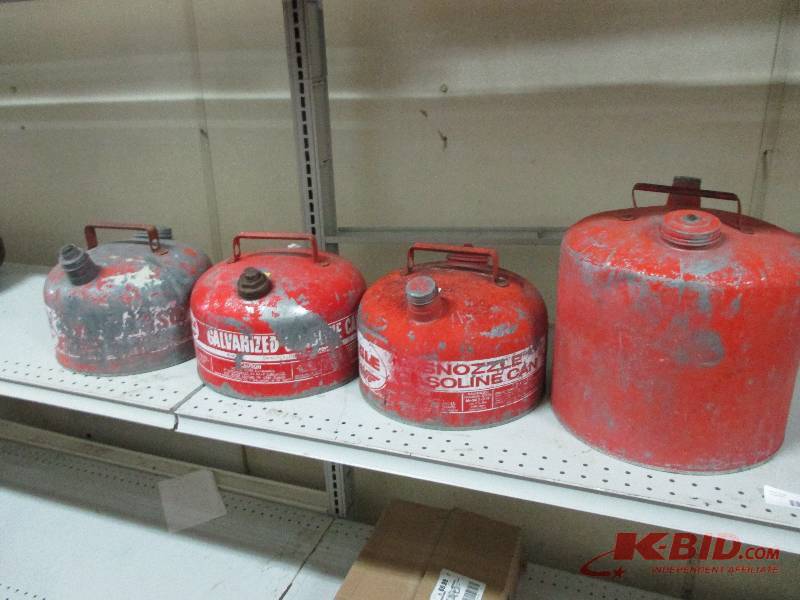 4 gas cans