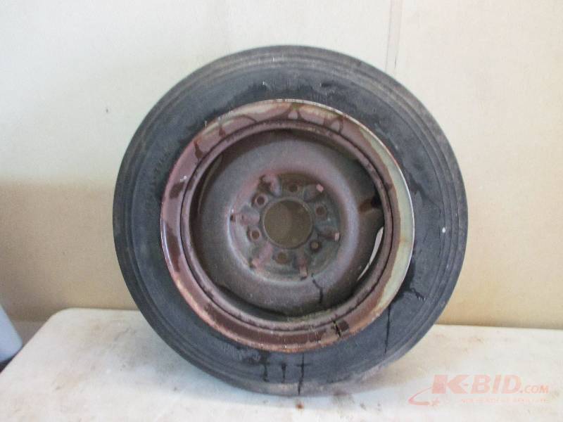 Firestone front tractor tire