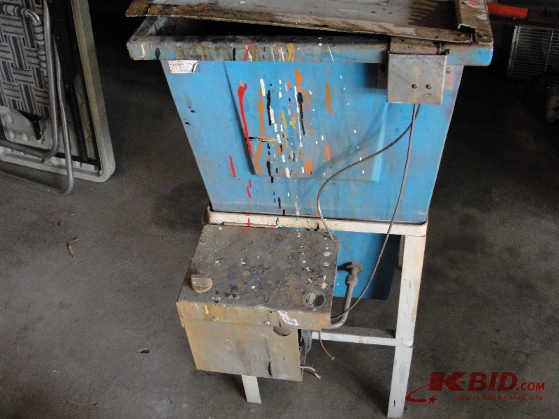 lot 12 image: Hercules Paint Gun Washer