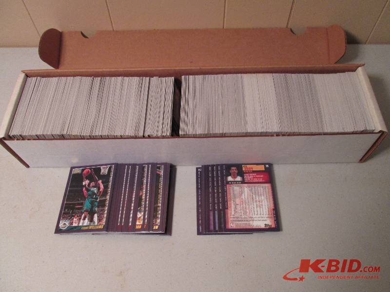 lot 22 image: Box of 2000 - 2001 Topps basketball...