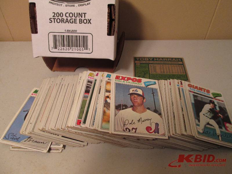 lot 1 image: Box of 1977 Topps Baseball cards...
