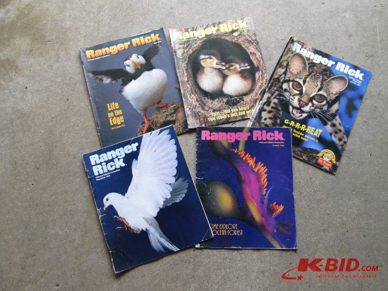 lot 19 image: Lot of 5 Ranger Rick kids magazines...