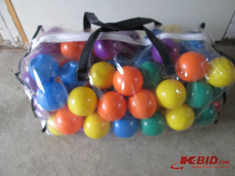 lot 23 image: Lot of plastic balls, just a little...