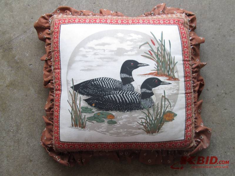 lot 34 image: Loon decorated pillow, great for th...
