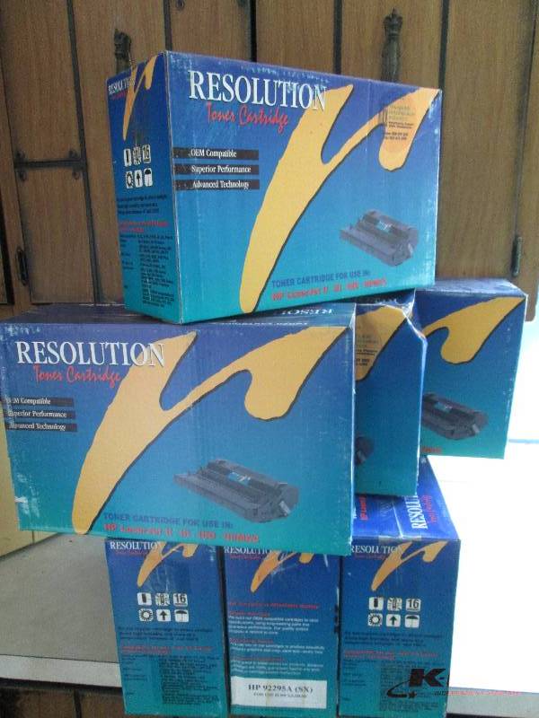 lot 90 image: Lot of 7 Resolution toners, compati...