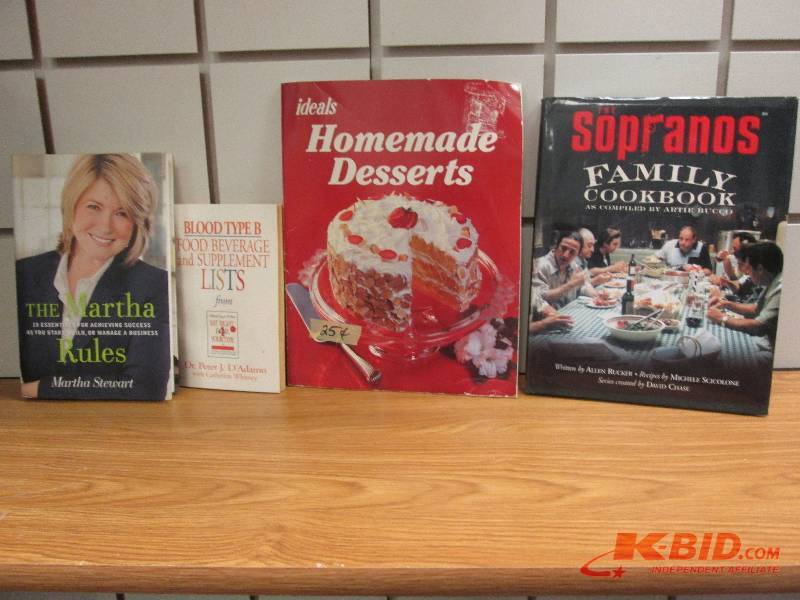 lot 208 image: Martha rules homemade desserts sopr...