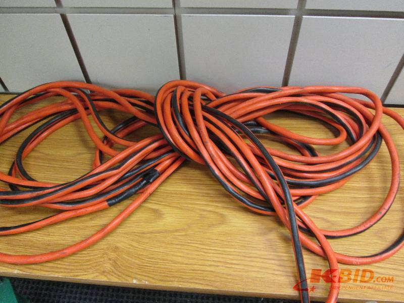 lot 222 image: extension cord three prong...