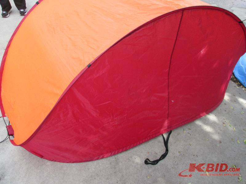 lot 99 image: Tent enclosure with open front, per...