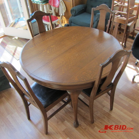 Oak Dine Table and Chairs