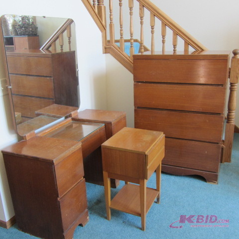 Vintage Vanity & Dresser