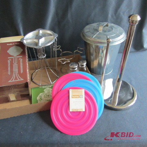Vertical Roaster, SS Towel Holder