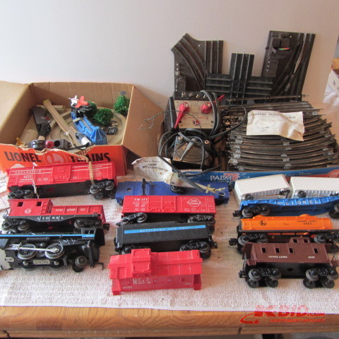 Lionel Model Train