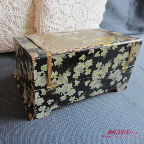 Antique Dresser Box, Pillow