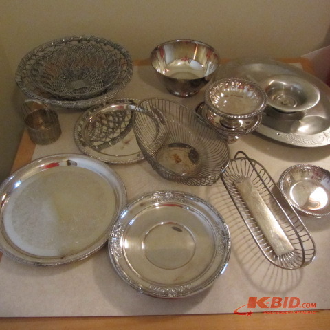 Serving Dishes, Baskets