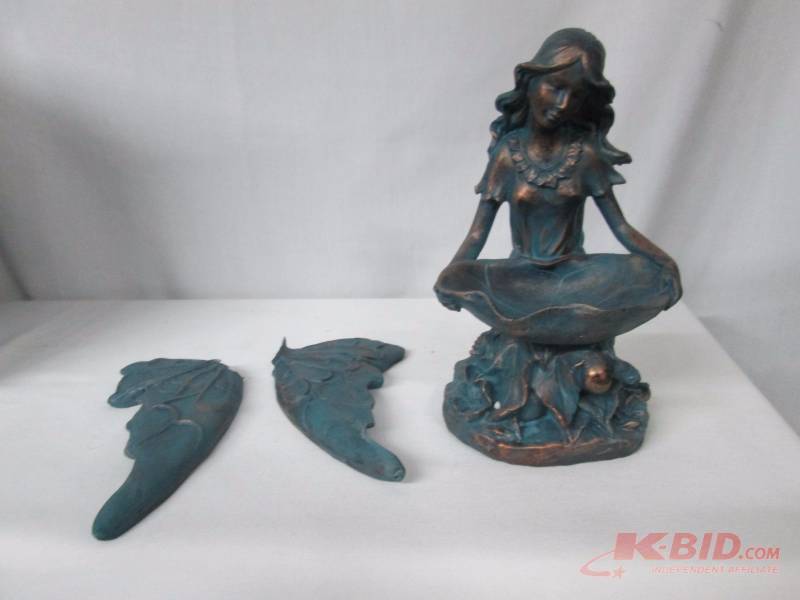 12 Kneeling Fairy Bird Feeder