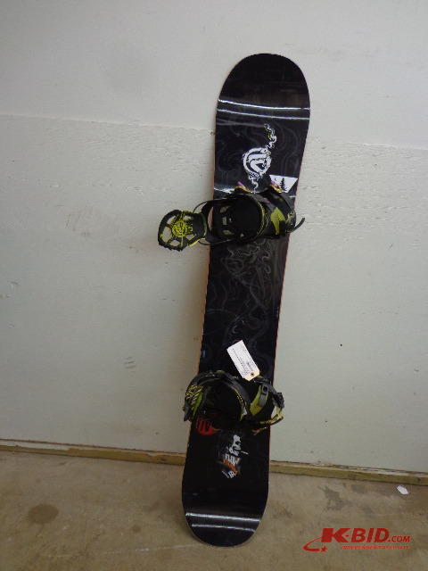 Snowboard