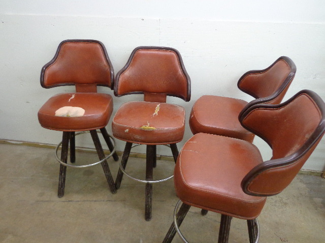 table and chairs