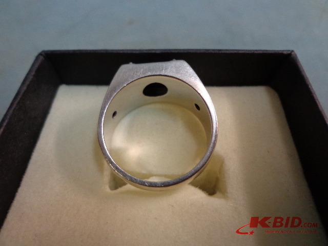 Onyx Diamond Ring