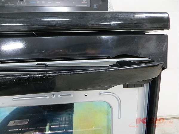 LG Electric Stove