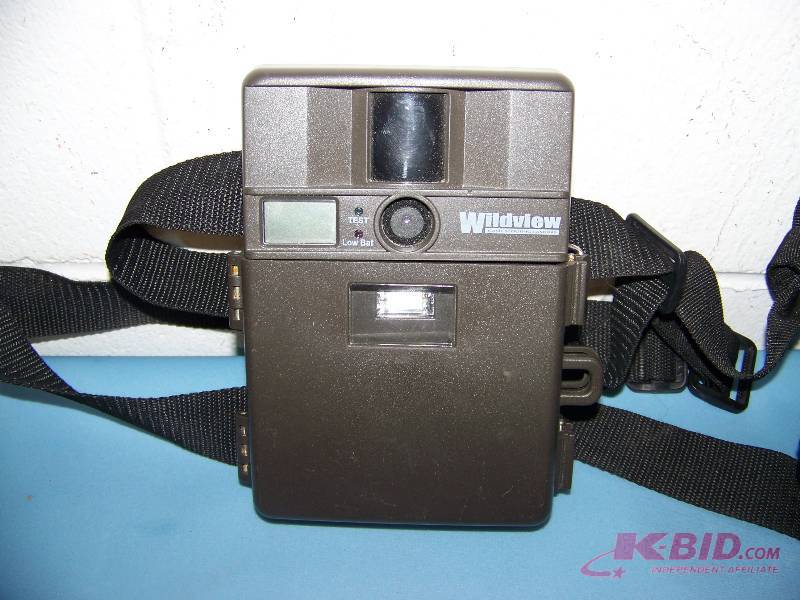 lot 71 image: (2) Game Scouting  Trail Cameras