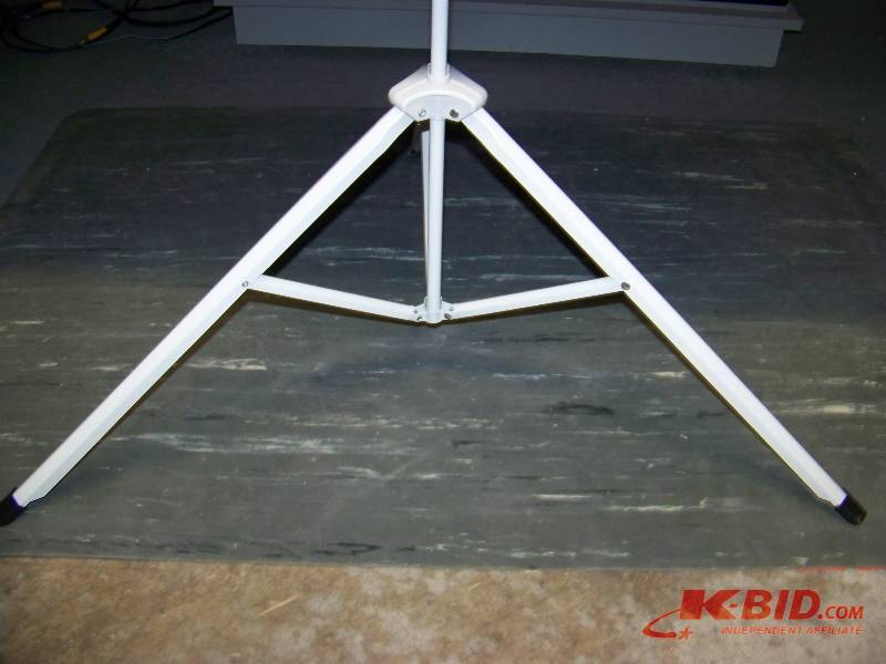 lot 11 image: Portable, 100, 169, ProjectionMovie Screen on Tripod Base - BRAND NEW