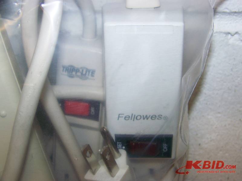 lot 50 image: (6) Fellowes and Tripp Lite, Power Strips  Outlets